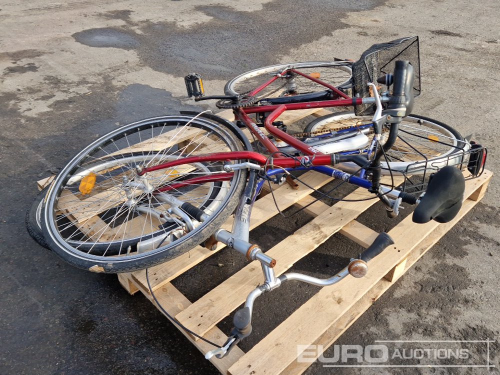 Womens Bicycles (2 of) - Værkstedsudstyr: billede 2 Womens Bicycles (2 of) - Værkstedsudstyr: billede 2