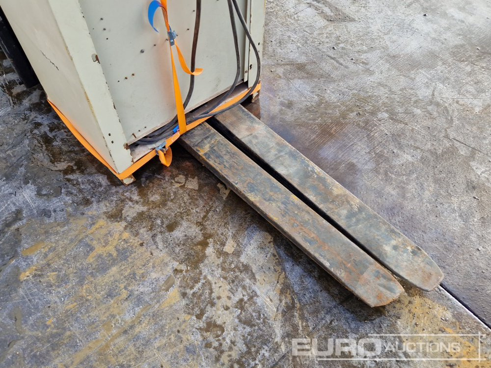 Gaffeltruck Komatsu FB10EX-7: billede 14