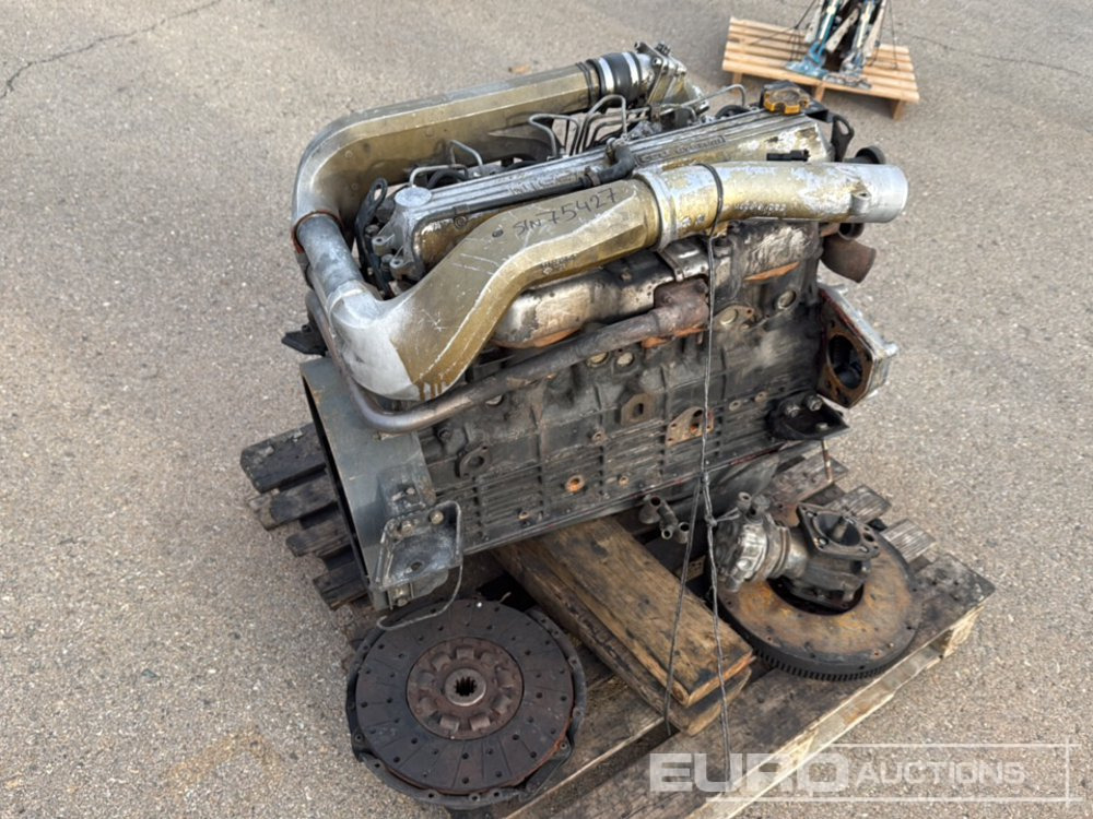 Nissan Turbo Engine - Bygningsudstyr: billede 3 Nissan Turbo Engine - Bygningsudstyr: billede 3