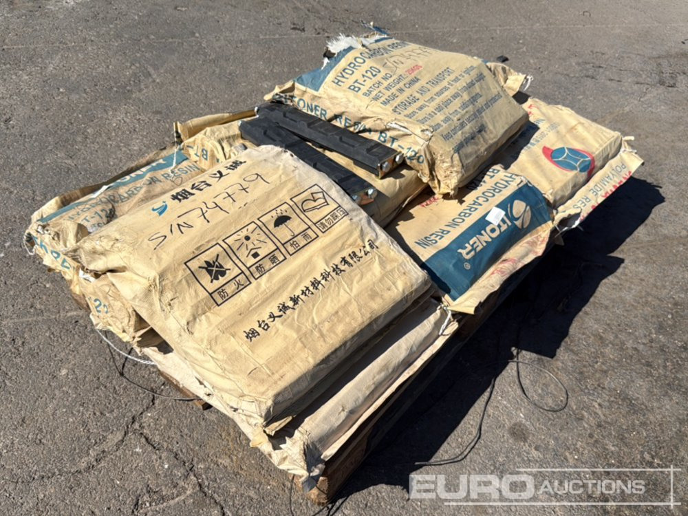 Pallet of 400mm Block Pads (80 of) / Pallet Zapatas Goma para Cadena de 400mm - Larvebånd for Entreprenørmaskin: billede 1 Pallet of 400mm Block Pads (80 of) / Pallet Zapatas Goma para Cadena de 400mm - Larvebånd for Entreprenørmaskin: billede 1