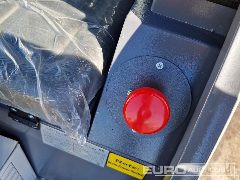 Fejebil Unused 2025 Kaster S.2000: billede 18