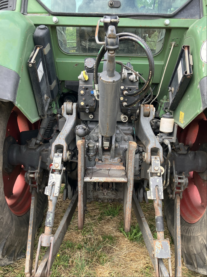 Fendt 712 COM1 - Traktor: billede 3 Fendt 712 COM1 - Traktor: billede 3