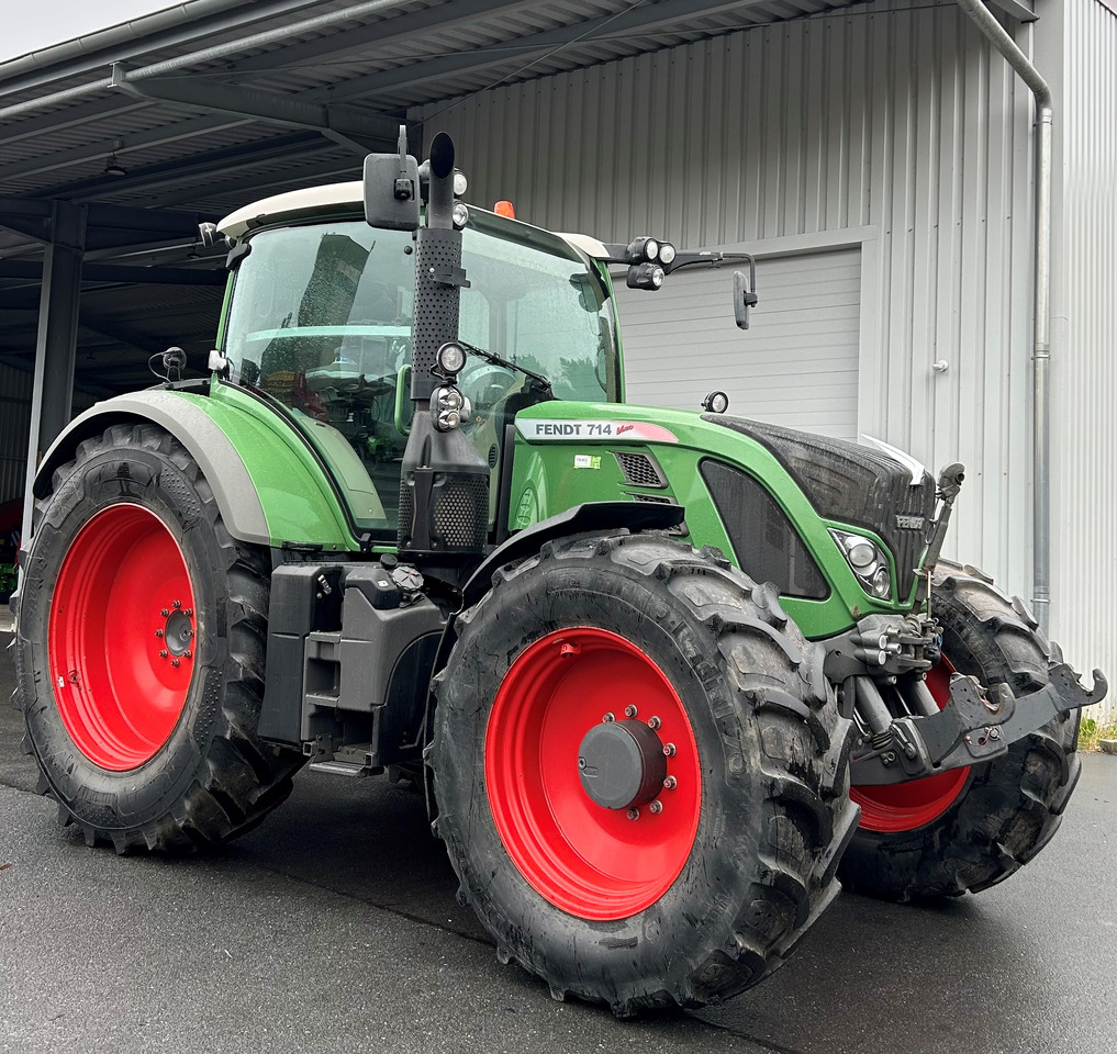 Fendt 714 Vario SCR Profi - Traktor: billede 1 Fendt 714 Vario SCR Profi - Traktor: billede 1