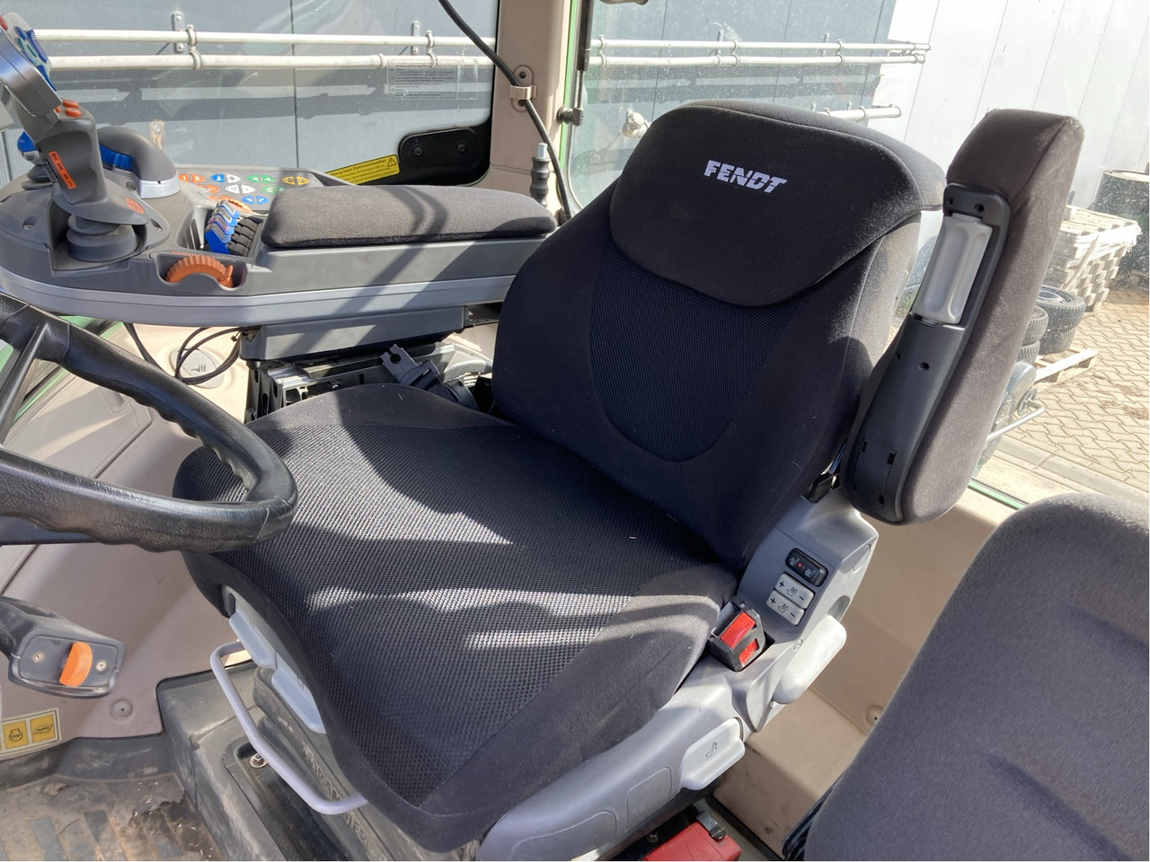 Fendt 724 Vario SCR - Traktor: billede 2 Fendt 724 Vario SCR - Traktor: billede 2