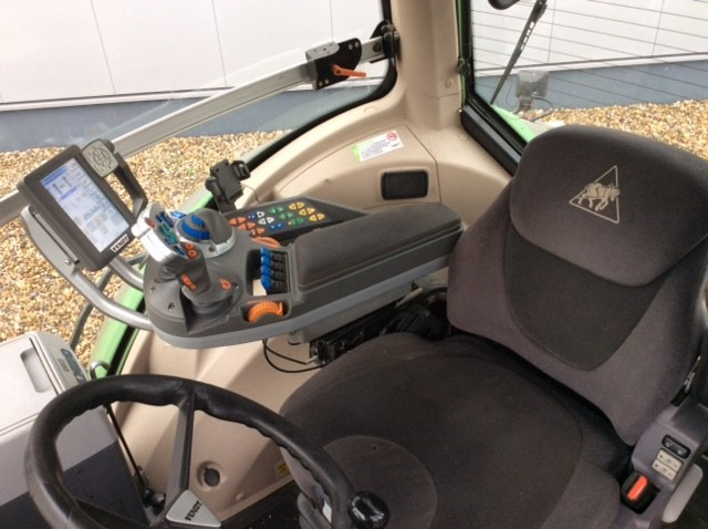 Fendt 824 Vario S4 Profi - Traktor: billede 3 Fendt 824 Vario S4 Profi - Traktor: billede 3