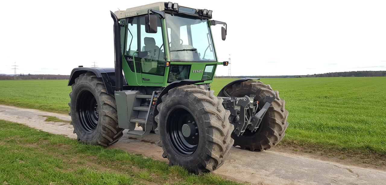 Fendt Xylon 520 - Traktor: billede 4 Fendt Xylon 520 - Traktor: billede 4