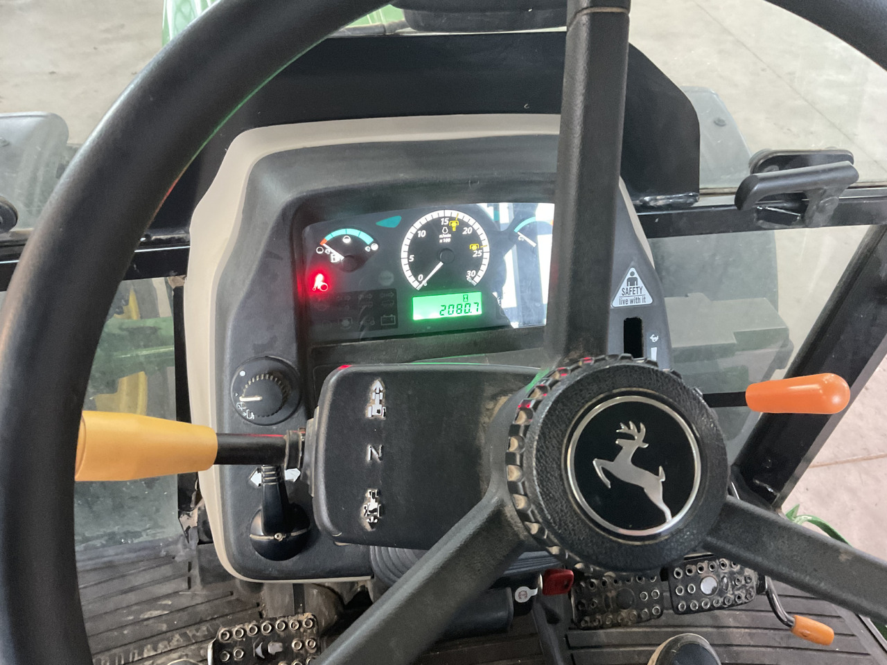 John Deere 5055 E - Traktor: billede 2 John Deere 5055 E - Traktor: billede 2