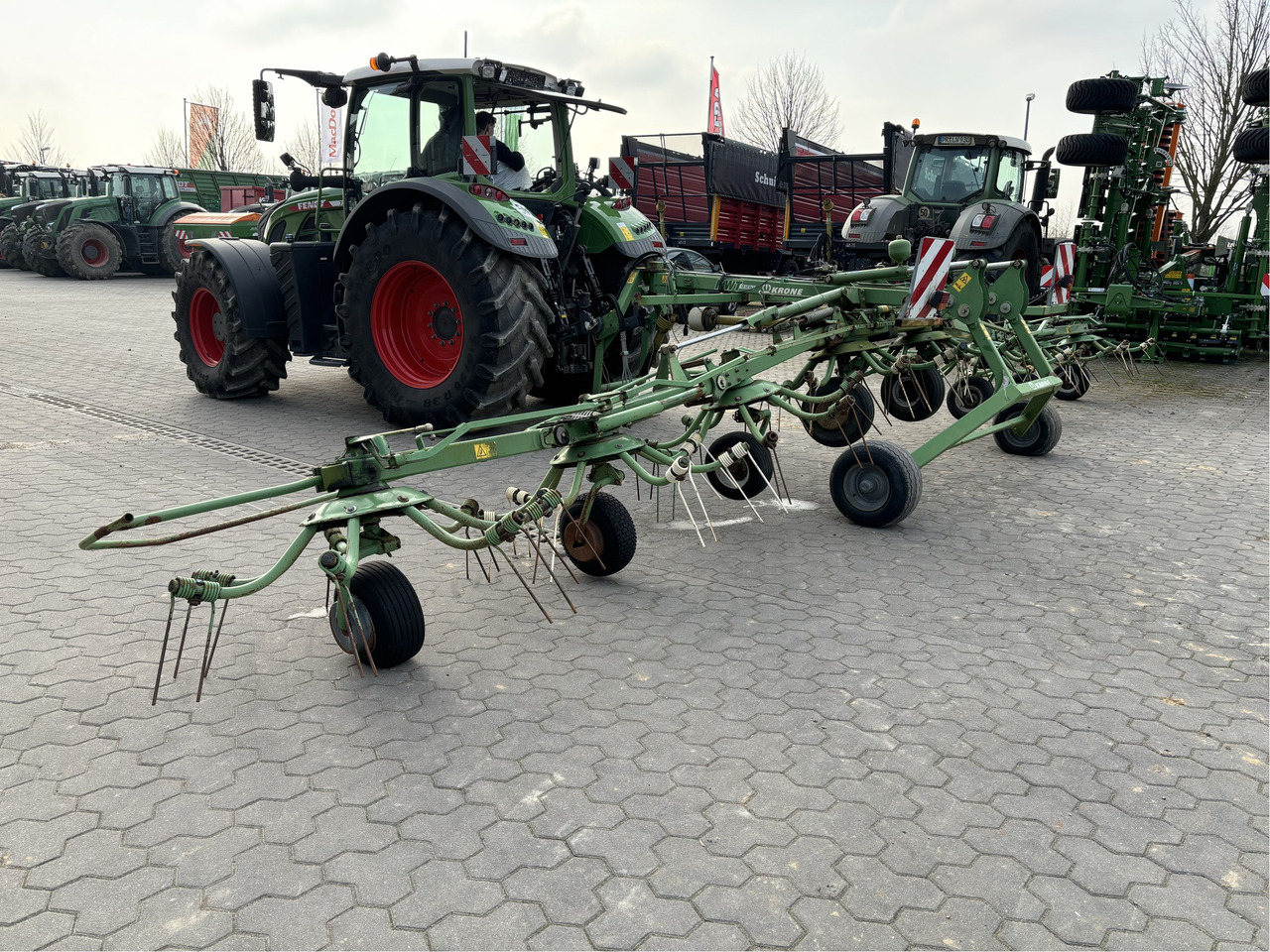 Krone KWT 10.50 / 8 x 7 Heuwender - Høvender: billede 2 Krone KWT 10.50 / 8 x 7 Heuwender - Høvender: billede 2