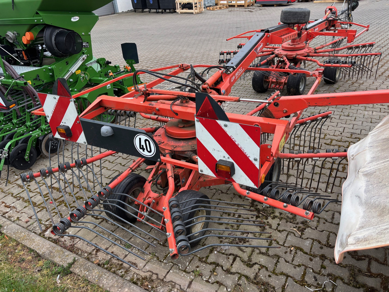 Kuhn Schwader 6632 - Høvender: billede 3 Kuhn Schwader 6632 - Høvender: billede 3
