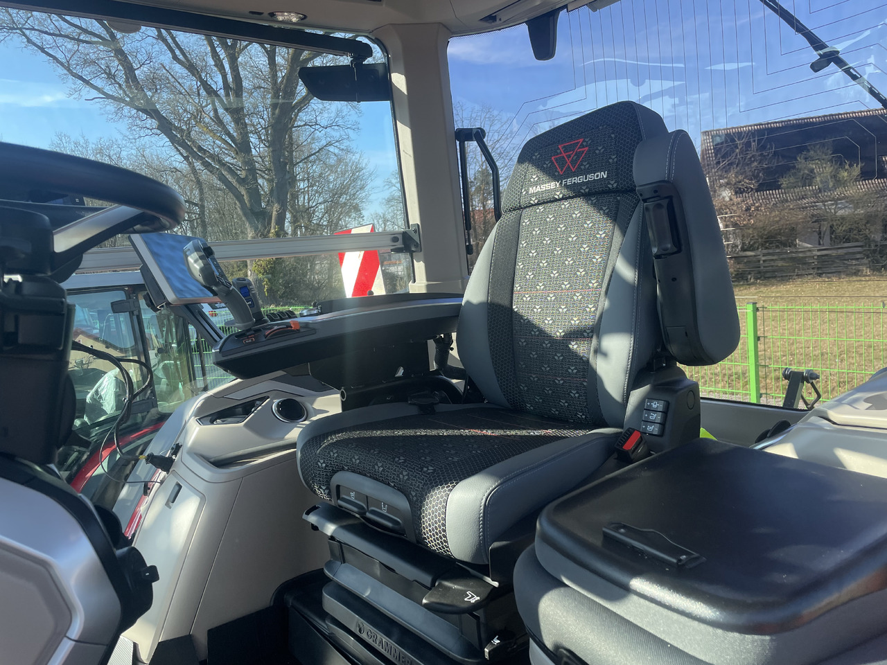 Massey Ferguson 8S.265 Dyna-VT EXCLUSIVE - Traktor: billede 5 Massey Ferguson 8S.265 Dyna-VT EXCLUSIVE - Traktor: billede 5