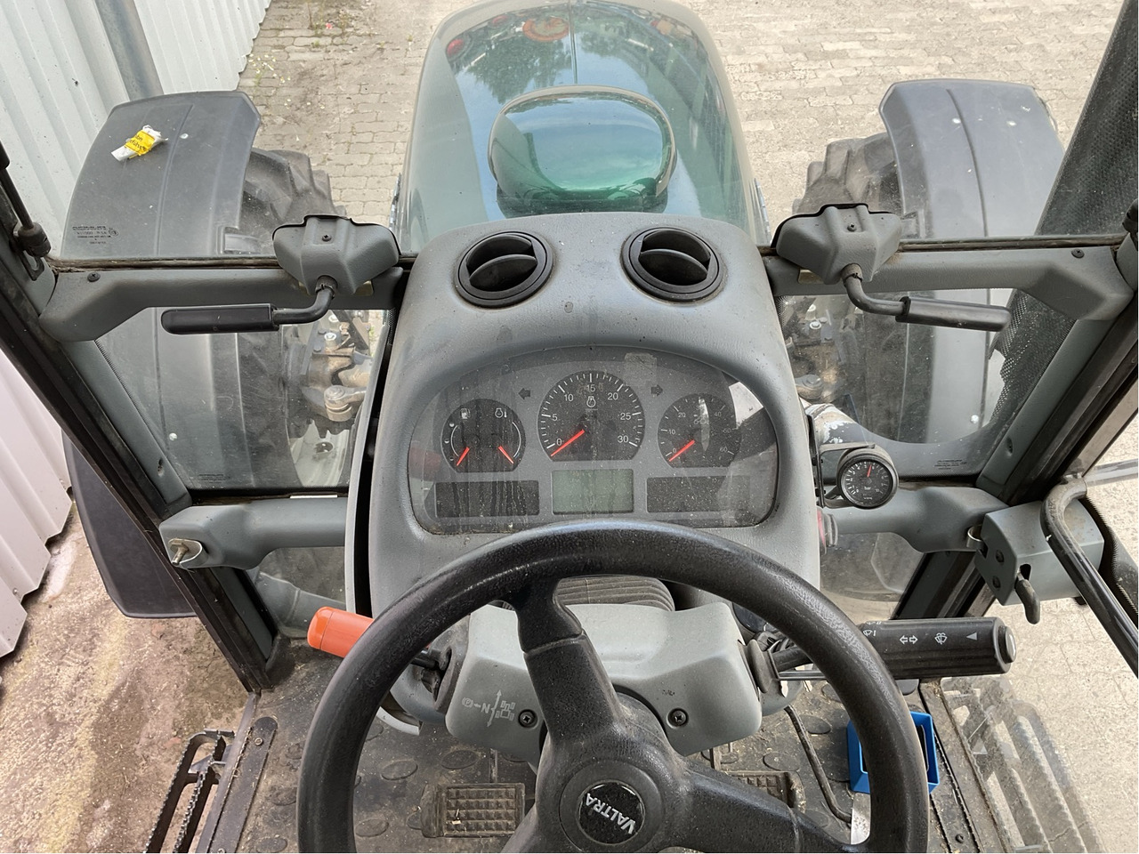 Valtra A 93 - Traktor: billede 3 Valtra A 93 - Traktor: billede 3