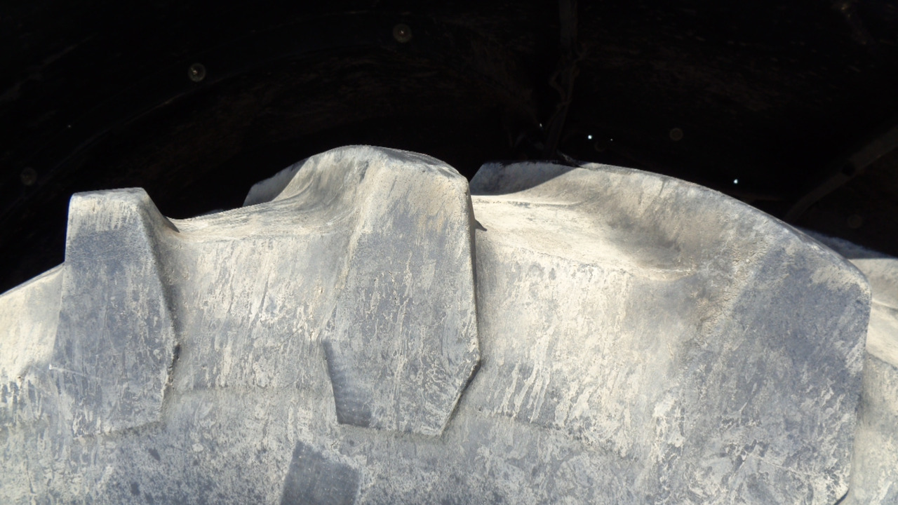 Traktor Valtra S374: billede 10