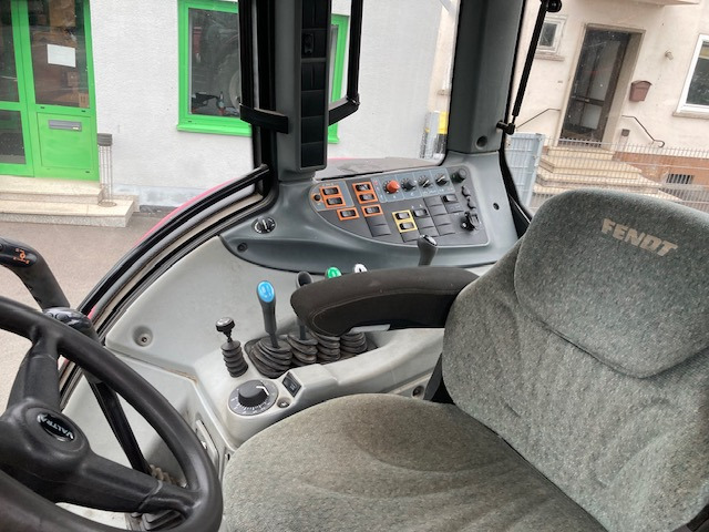Valtra T 173 SH High Tec - Traktor: billede 4 Valtra T 173 SH High Tec - Traktor: billede 4