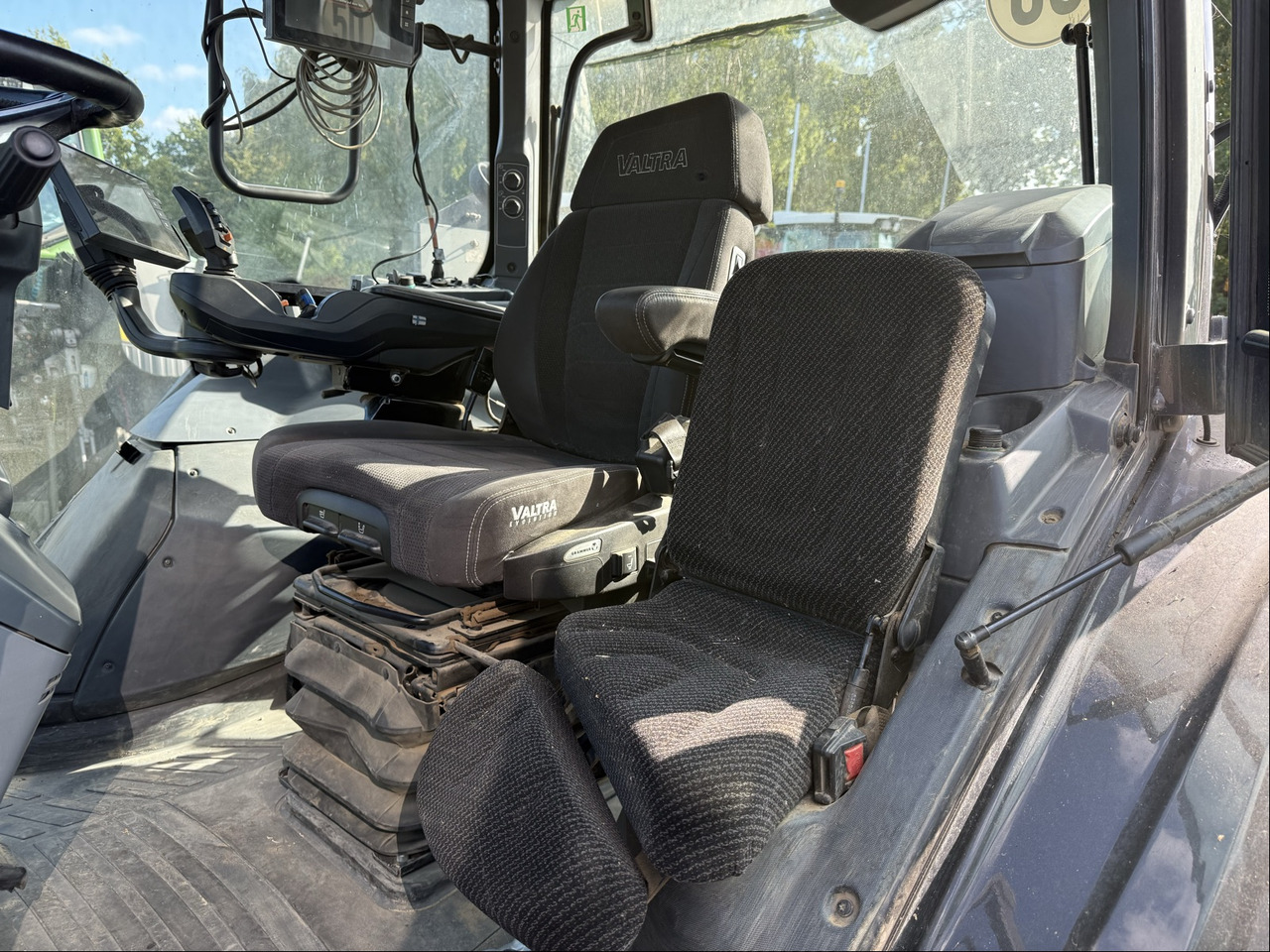 Valtra T 235 Direct - Traktor: billede 4 Valtra T 235 Direct - Traktor: billede 4