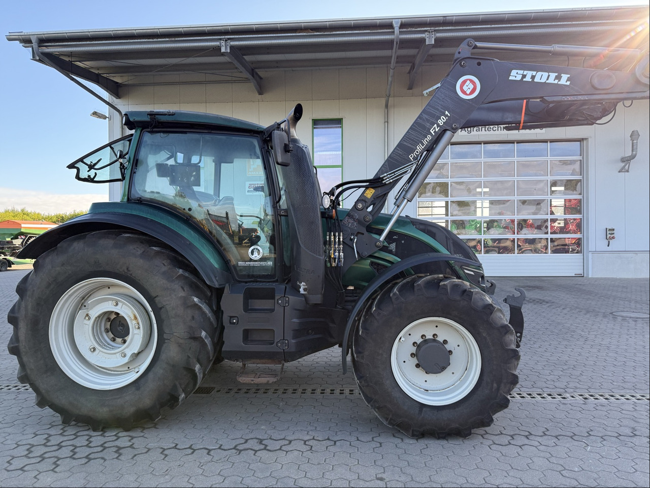 Valtra T194 Versu - Traktor: billede 5 Valtra T194 Versu - Traktor: billede 5