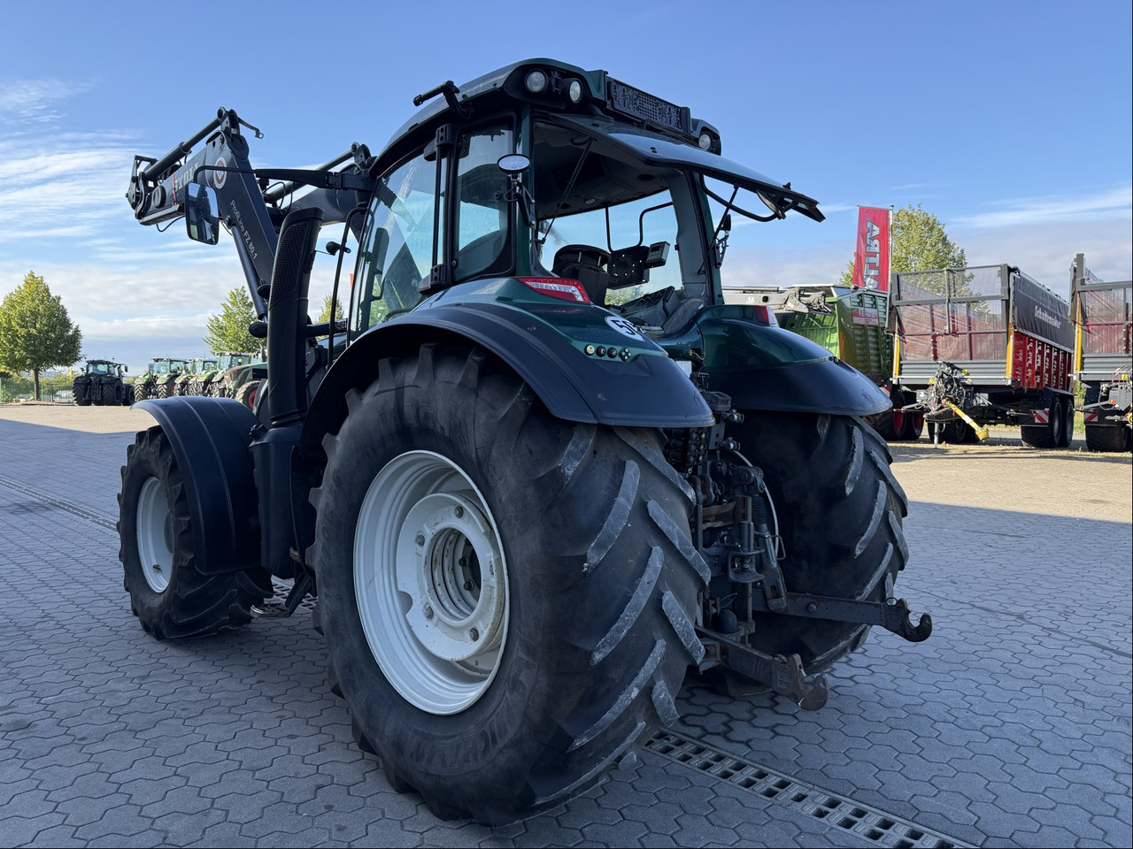 Valtra T194 Versu - Traktor: billede 2 Valtra T194 Versu - Traktor: billede 2