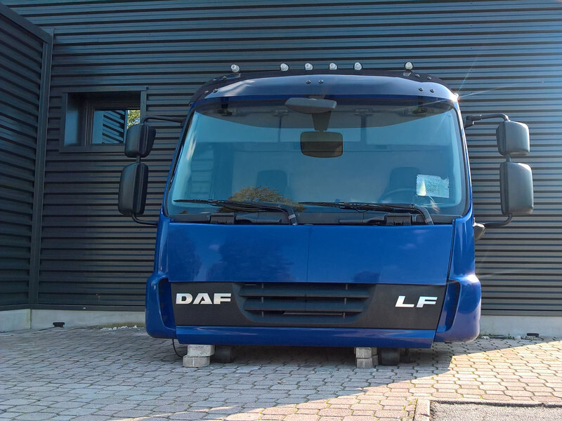 DAF LF45 LF55 LF65 Euro 5 - Førerhus og interiør for Lastbil: billede 1 DAF LF45 LF55 LF65 Euro 5 - Førerhus og interiør for Lastbil: billede 1