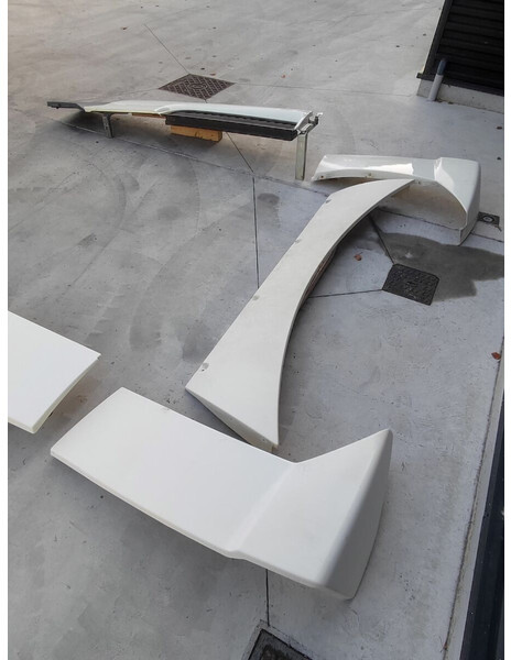 DAF XF 106 - XF 105 - Aerodynamikken/ Spoilersæt for Lastbil: billede 3 DAF XF 106 - XF 105 - Aerodynamikken/ Spoilersæt for Lastbil: billede 3