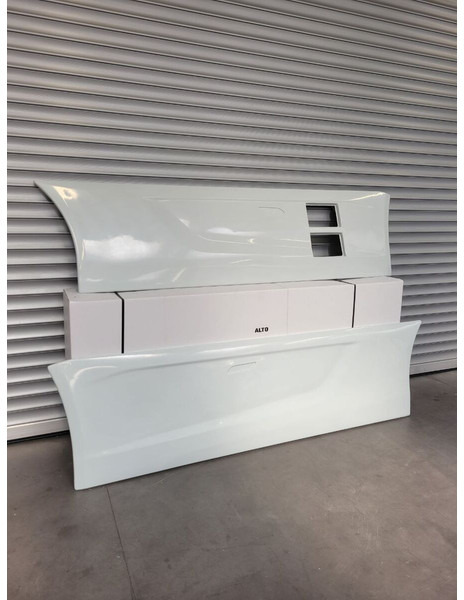 Iveco 3800mm Fuel tank steps / scalini serbatoio - Aerodynamikken/ Spoilersæt for Lastbil: billede 1 Iveco 3800mm Fuel tank steps / scalini serbatoio - Aerodynamikken/ Spoilersæt for Lastbil: billede 1