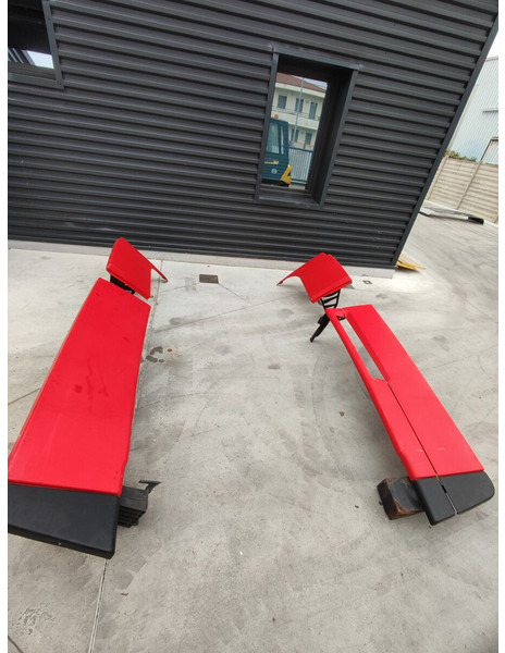 Iveco Hi-Way - Karosseri og udvendig for Lastbil: billede 1 Iveco Hi-Way - Karosseri og udvendig for Lastbil: billede 1