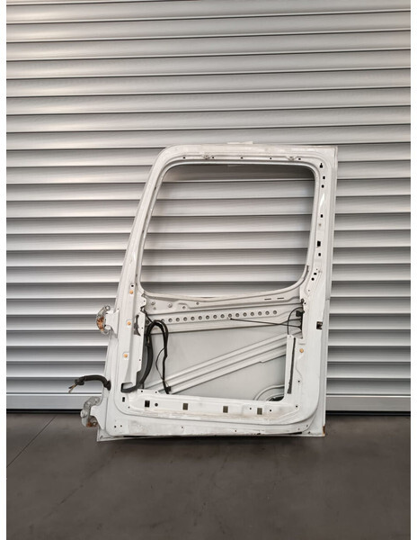 Mercedes-Benz ACTROS AROCS RIGHT SIDE (RH) NAKED - BARE MP4 EURO 6 - Dør og reservedele for Lastbil: billede 3 Mercedes-Benz ACTROS AROCS RIGHT SIDE (RH) NAKED - BARE MP4 EURO 6 - Dør og reservedele for Lastbil: billede 3