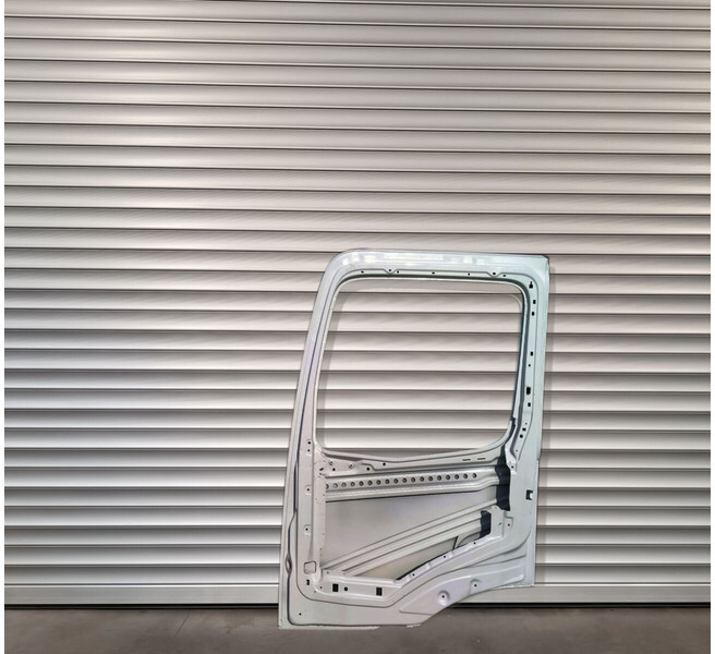 Mercedes-Benz ACTROS AROCS RIGHT SIDE (RH) NAKED - BARE MP4 EURO 6 - Dør og reservedele for Lastbil: billede 2 Mercedes-Benz ACTROS AROCS RIGHT SIDE (RH) NAKED - BARE MP4 EURO 6 - Dør og reservedele for Lastbil: billede 2