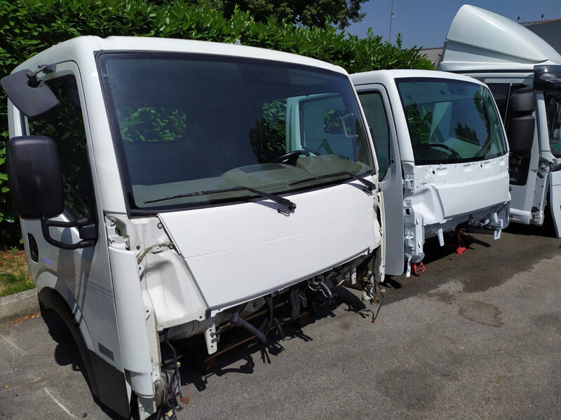 Nissan Cabstar (2007-2013) - Førerhus og interiør for Lastbil: billede 1 Nissan Cabstar (2007-2013) - Førerhus og interiør for Lastbil: billede 1
