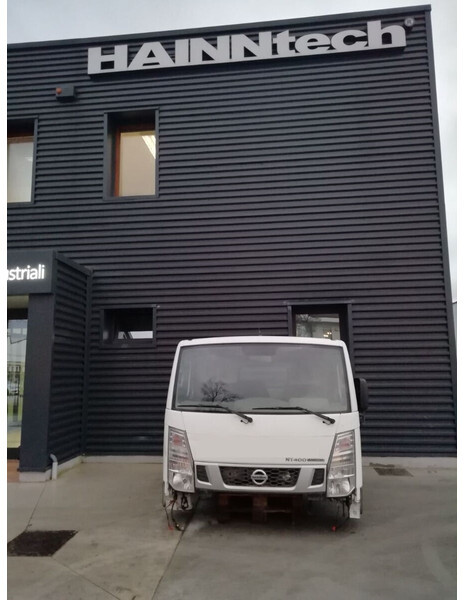 Nissan NT 400 - Førerhus og interiør for Lastbil: billede 1 Nissan NT 400 - Førerhus og interiør for Lastbil: billede 1
