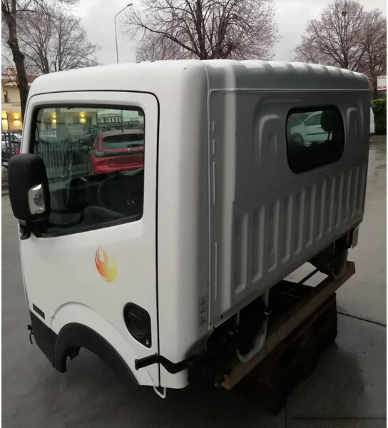 Nissan NT 400 - Førerhus og interiør for Lastbil: billede 4 Nissan NT 400 - Førerhus og interiør for Lastbil: billede 4