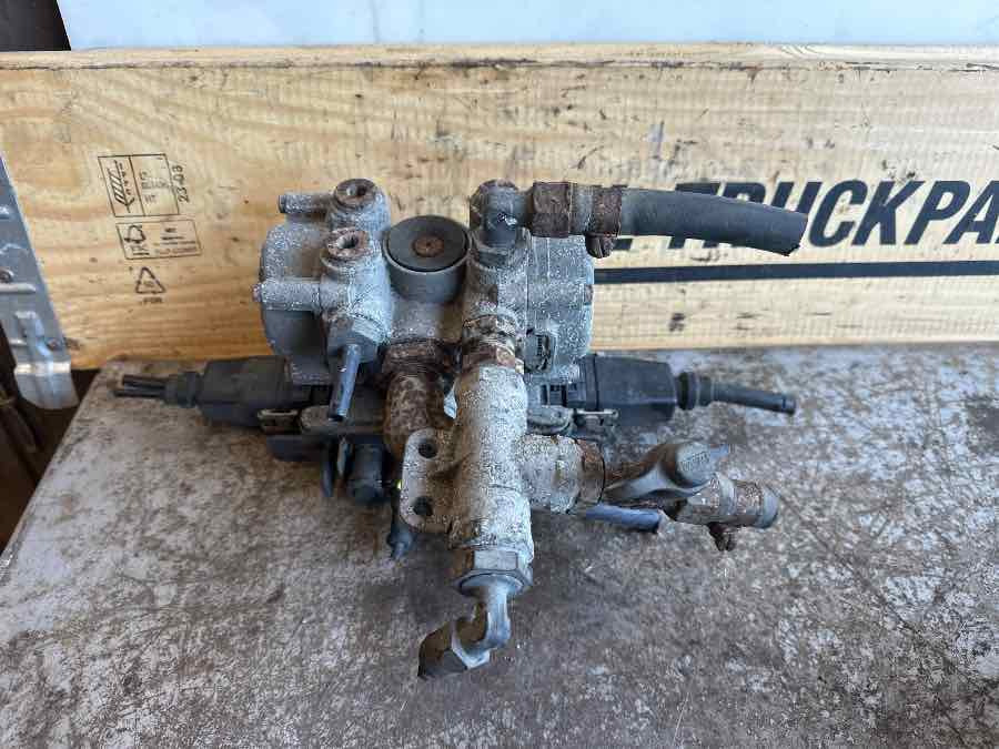 DAF VALVE 1519383 - Bremseventil for Lastbil: billede 2 DAF VALVE 1519383 - Bremseventil for Lastbil: billede 2