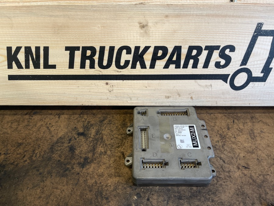 MAN ECU MUX2-M 1364.21010101 - Elektrisk system for Lastbil: billede 1 MAN ECU MUX2-M 1364.21010101 - Elektrisk system for Lastbil: billede 1