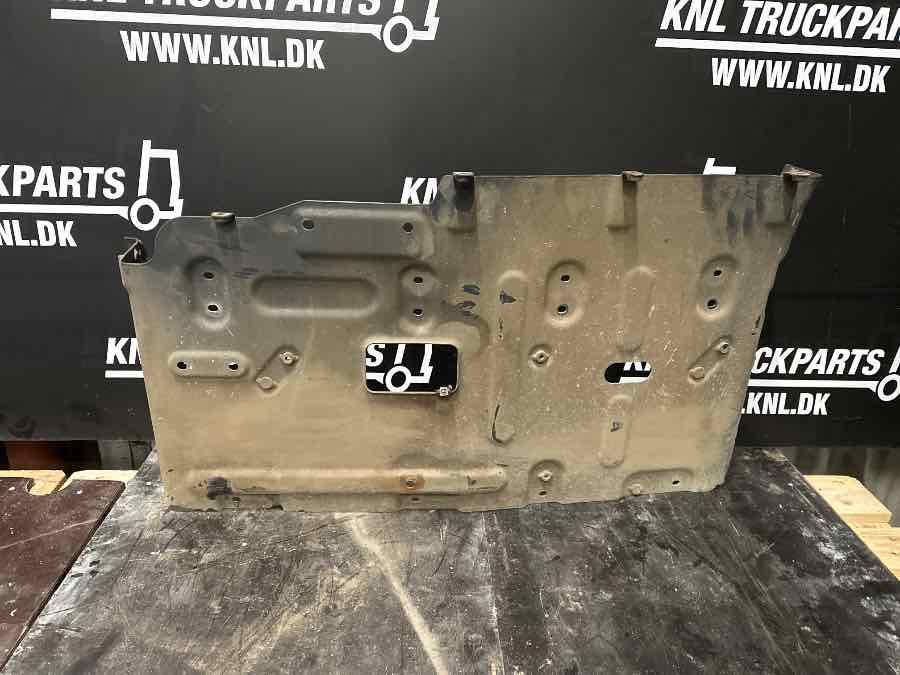 SCANIA BOADING STEB BRACKET 2715970 - Ramme/ Chassis for Lastbil: billede 2 SCANIA BOADING STEB BRACKET 2715970 - Ramme/ Chassis for Lastbil: billede 2