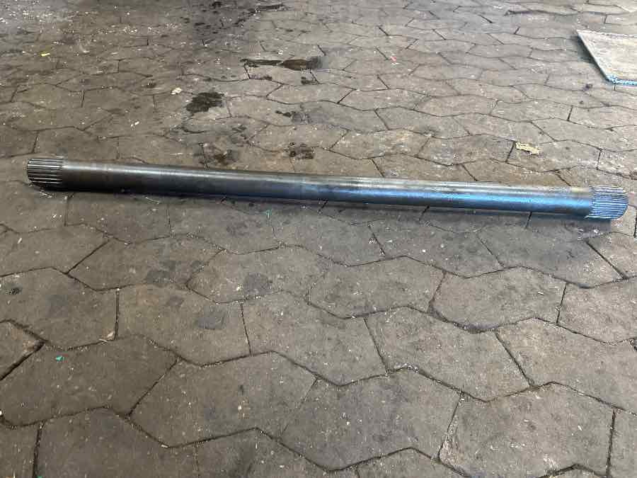 SCANIA HALF SHAFT 1368178 - Bremsedele for Lastbil: billede 1 SCANIA HALF SHAFT 1368178 - Bremsedele for Lastbil: billede 1