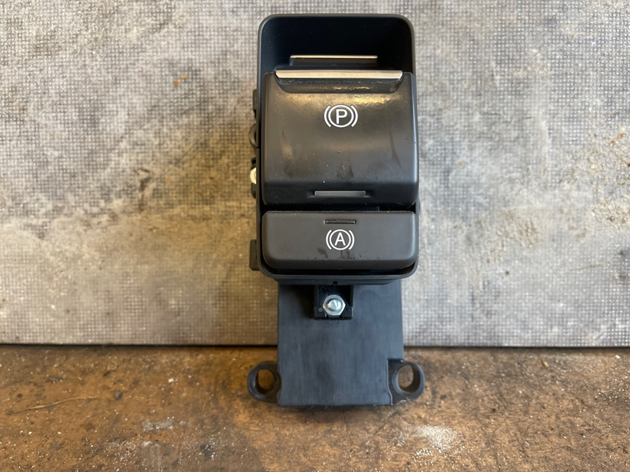 SCANIA HAND CONTROL UNIT 2717362 - Førerhus og interiør for Lastbil: billede 1 SCANIA HAND CONTROL UNIT 2717362 - Førerhus og interiør for Lastbil: billede 1