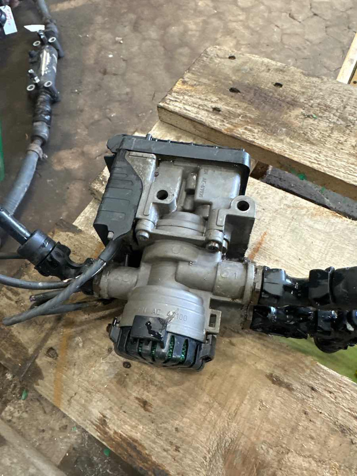 SCANIA PRESSURE CONTROL MODULE EBS 2653379 - Bremseventil for Lastbil: billede 1 SCANIA PRESSURE CONTROL MODULE EBS 2653379 - Bremseventil for Lastbil: billede 1