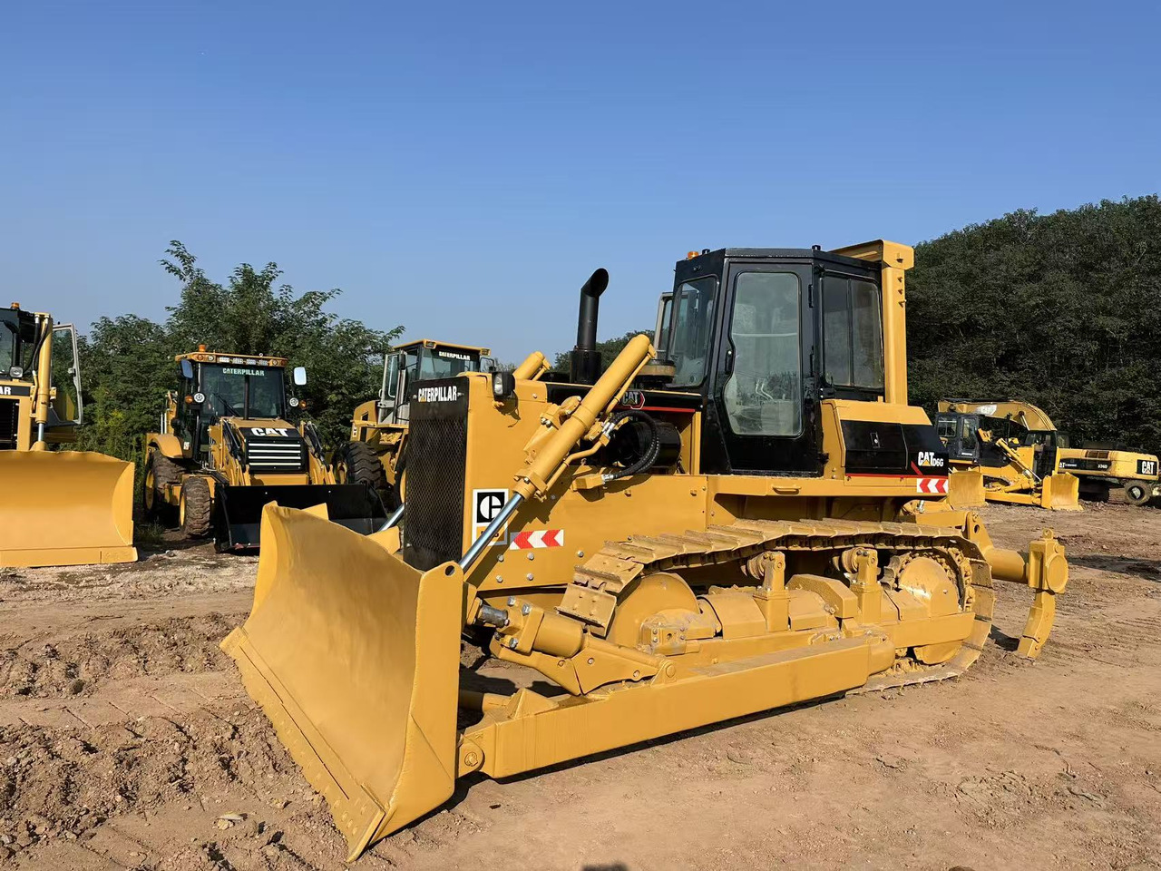CAT D6G - Bulldozer: billede 2 CAT D6G - Bulldozer: billede 2