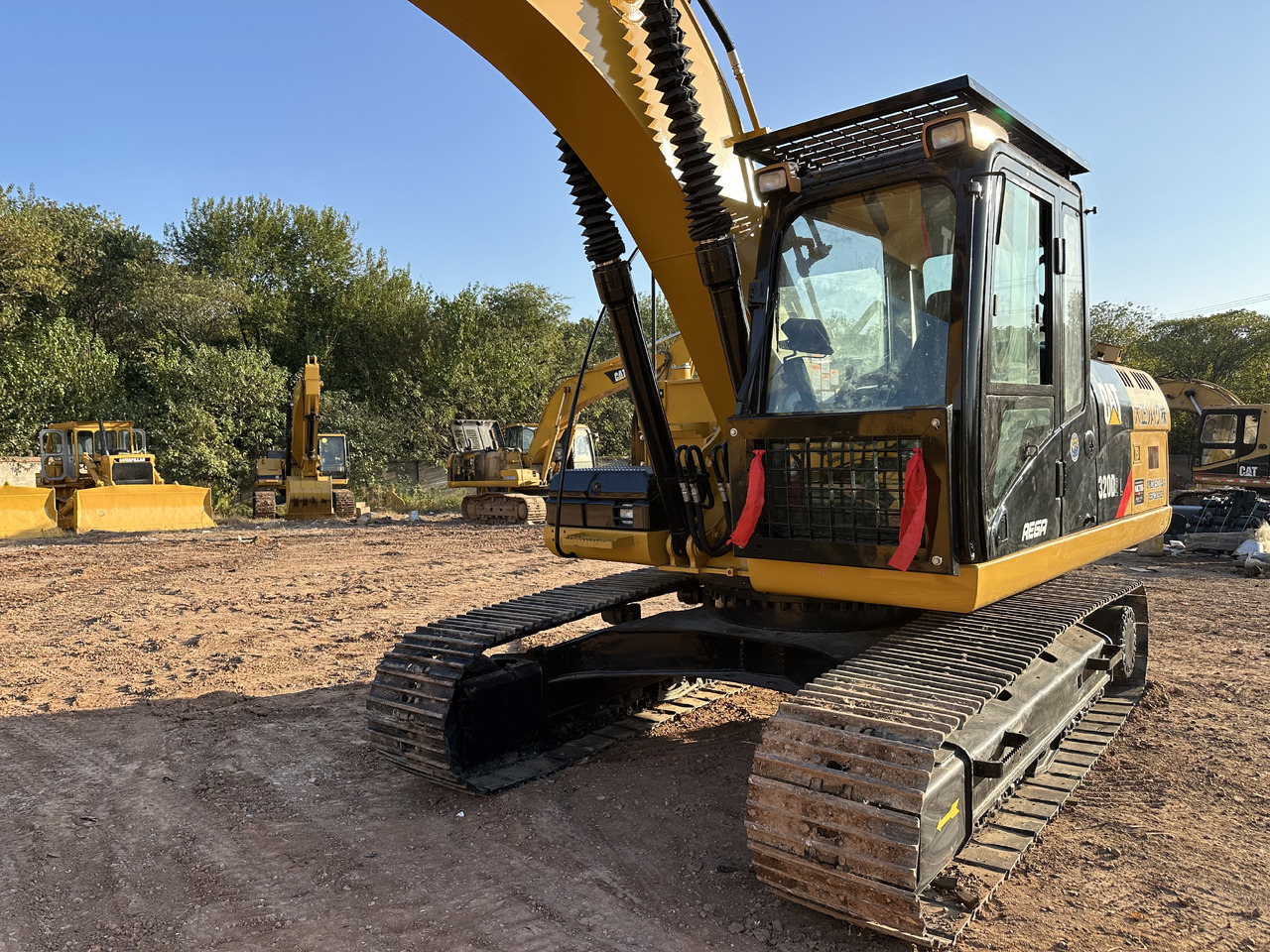 CATERPILLAR 320DL - Bæltegravemaskine: billede 5 CATERPILLAR 320DL - Bæltegravemaskine: billede 5