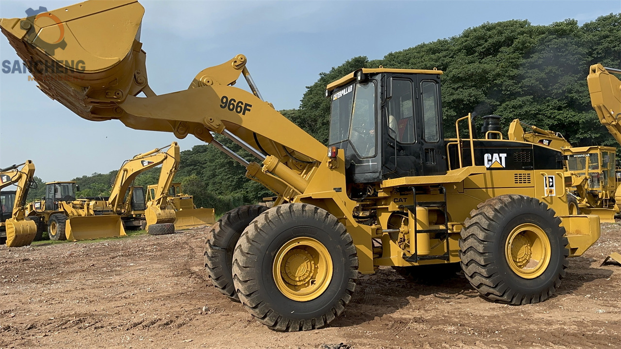 CATERPILLAR 966F - Gummihjulslæsser: billede 2 CATERPILLAR 966F - Gummihjulslæsser: billede 2