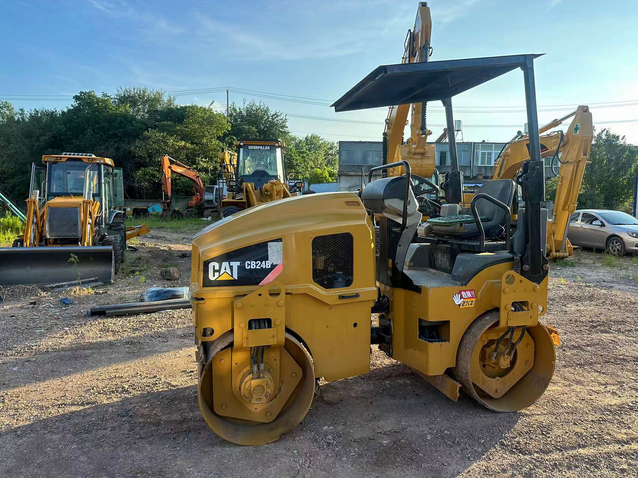 CATERPILLAR CB24B - Tromle: billede 3 CATERPILLAR CB24B - Tromle: billede 3