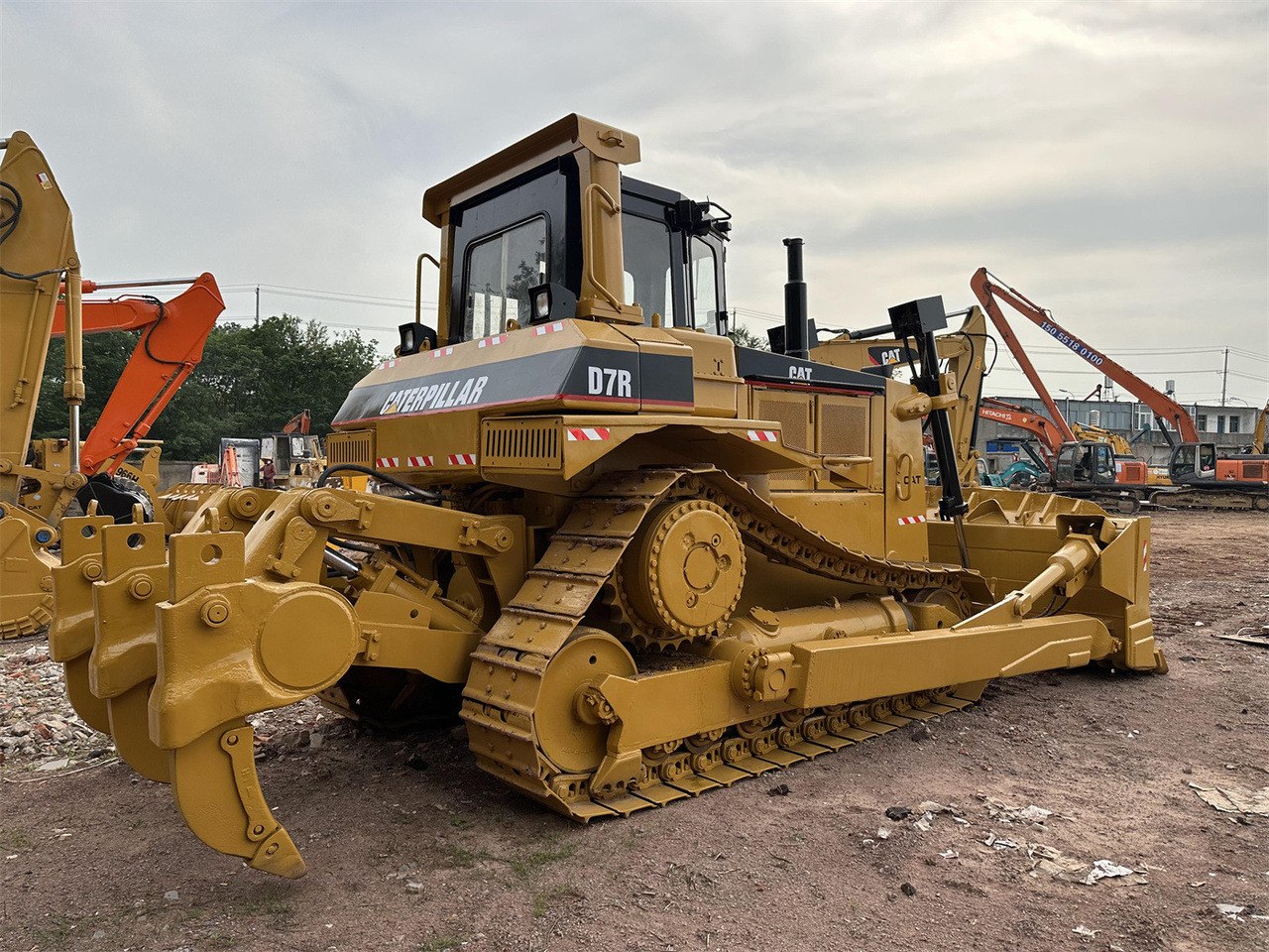 CATERPILLAR D7R - Bulldozer: billede 1 CATERPILLAR D7R - Bulldozer: billede 1