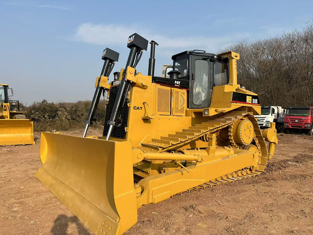 CATERPILLAR D8R Bulldozer - Bulldozer: billede 1 CATERPILLAR D8R Bulldozer - Bulldozer: billede 1