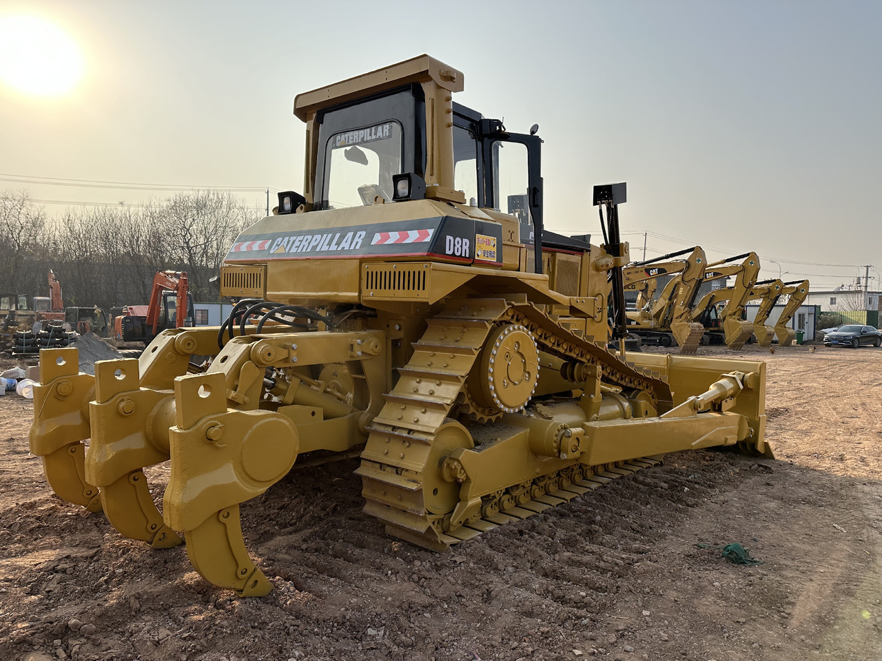 CATERPILLAR D8R Bulldozer - Bulldozer: billede 2 CATERPILLAR D8R Bulldozer - Bulldozer: billede 2
