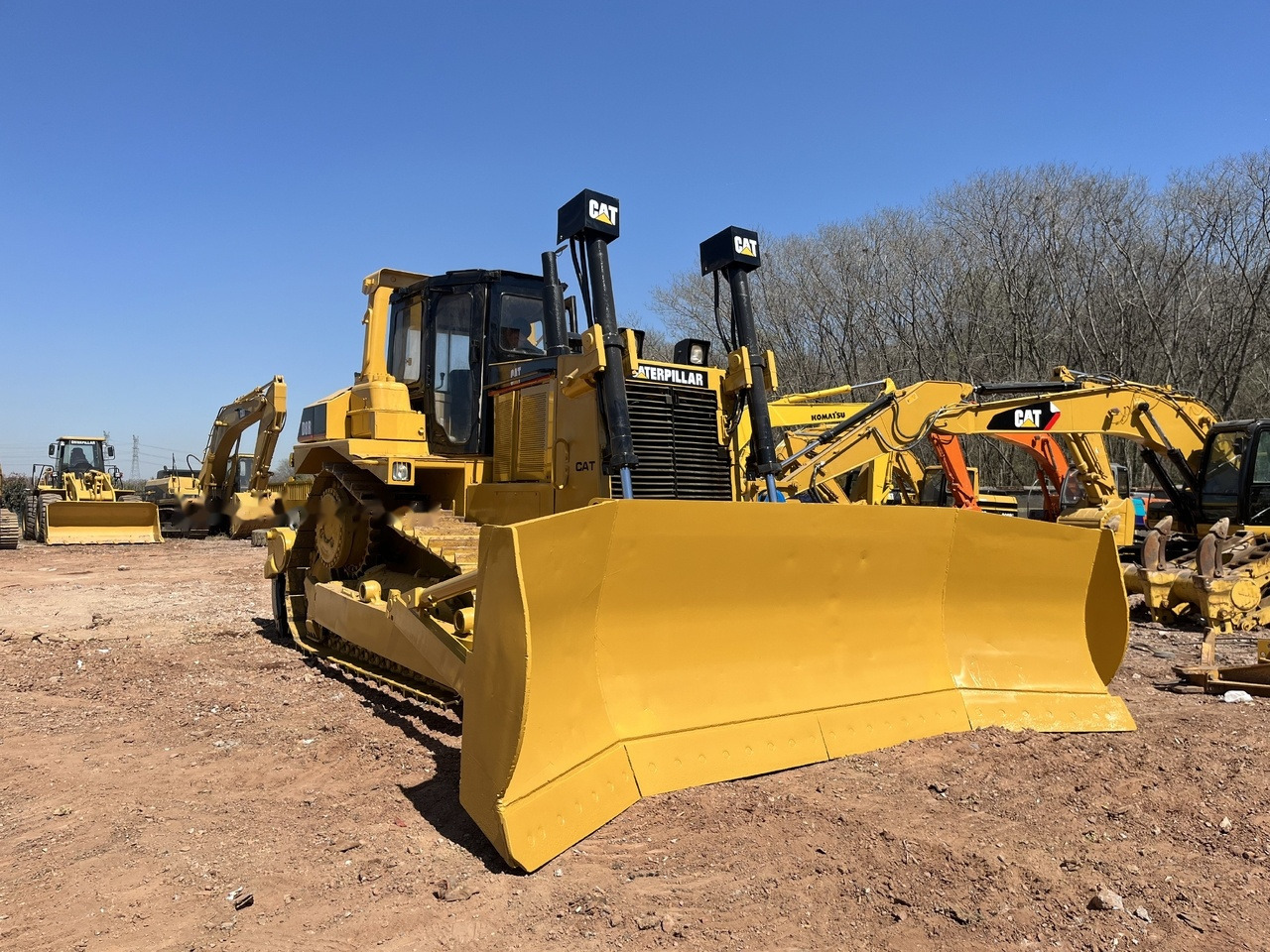 CATERPILLAR D8R - Bulldozer: billede 3 CATERPILLAR D8R - Bulldozer: billede 3