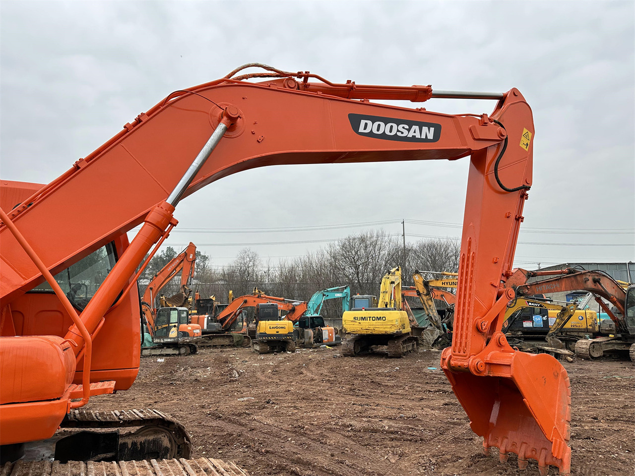 DOOSAN DH220 - Bæltegravemaskine: billede 4 DOOSAN DH220 - Bæltegravemaskine: billede 4