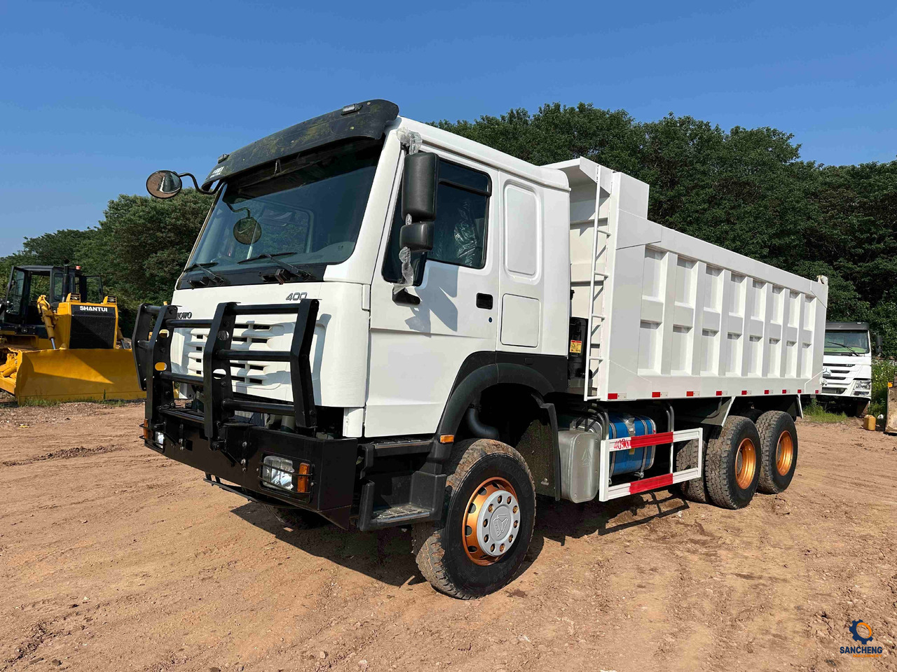 HOWO 400 With Bumper - Tipvogn lastbil: billede 5 HOWO 400 With Bumper - Tipvogn lastbil: billede 5