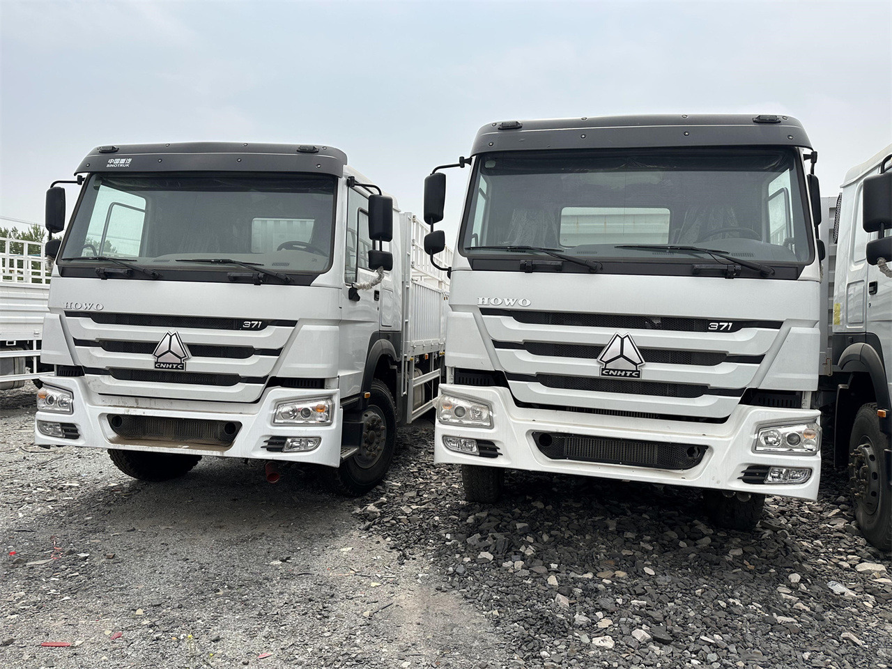 SINOTRUK HOWO 371 Cargo truck - Veetransport lastbil: billede 2 SINOTRUK HOWO 371 Cargo truck - Veetransport lastbil: billede 2