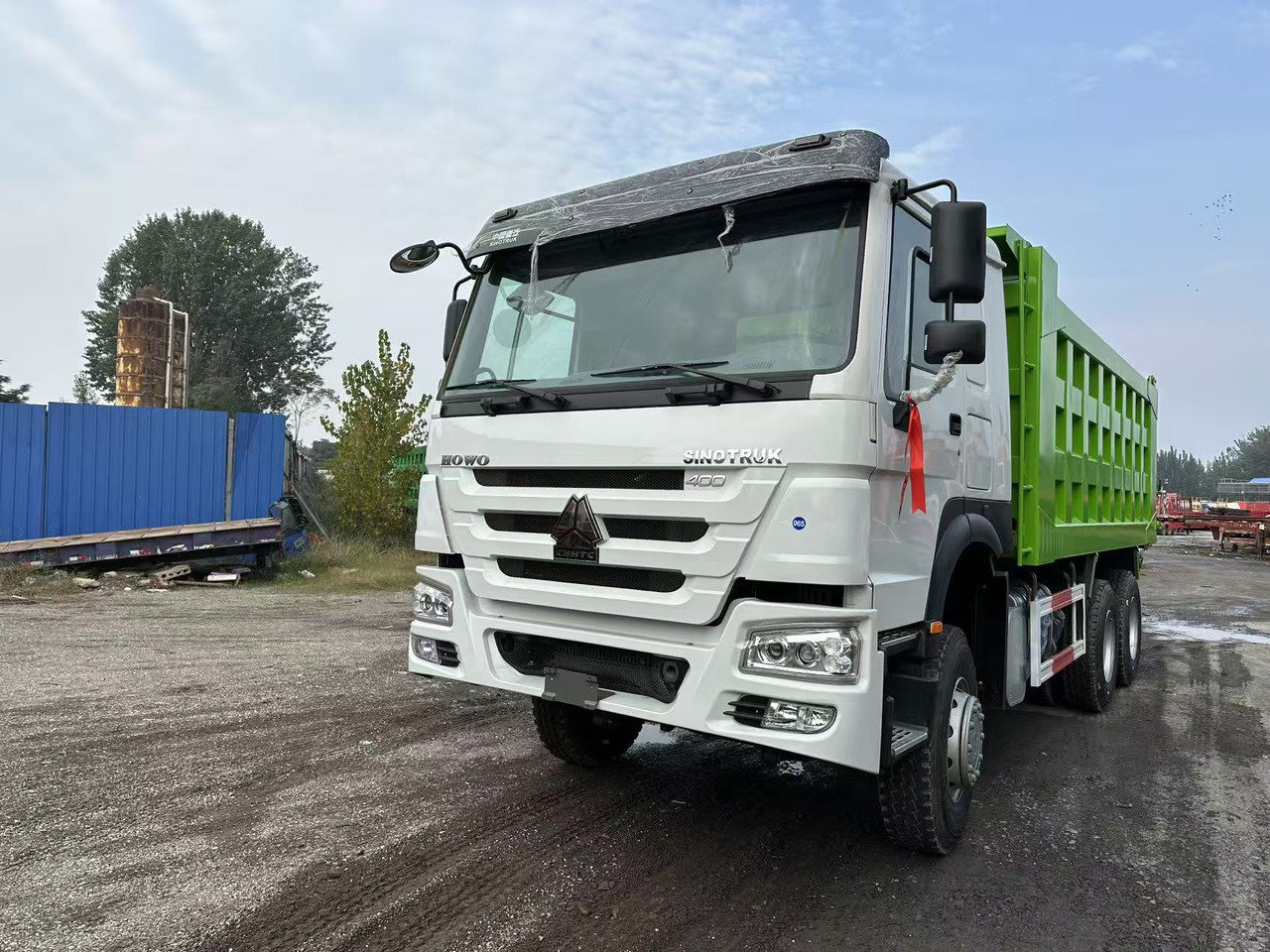 SINOTRUK HOWO 400HP 6X4 Tipper Truck - Tipvogn lastbil: billede 2 SINOTRUK HOWO 400HP 6X4 Tipper Truck - Tipvogn lastbil: billede 2