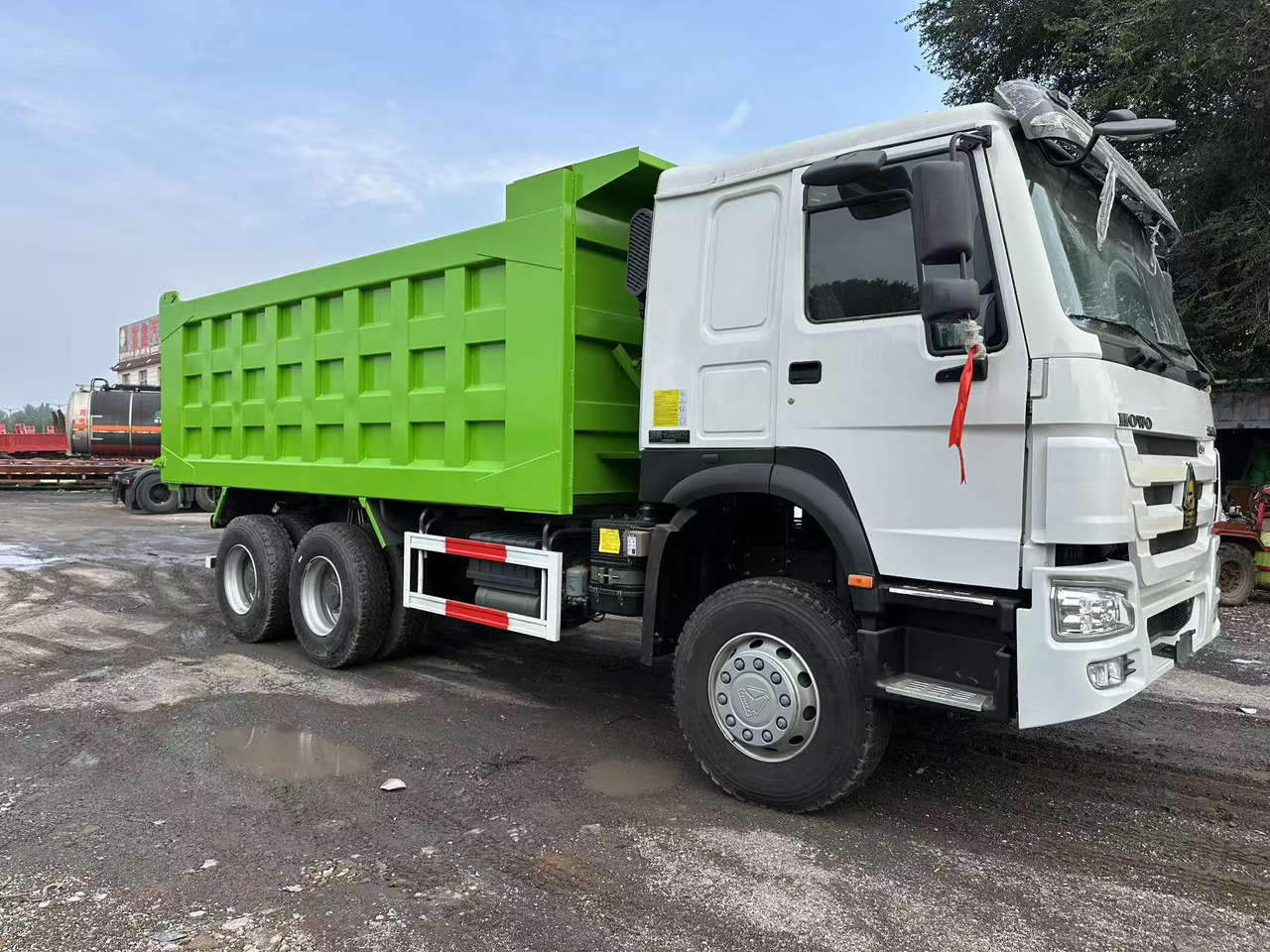 SINOTRUK HOWO 400HP 6X4 Tipper Truck - Tipvogn lastbil: billede 3 SINOTRUK HOWO 400HP 6X4 Tipper Truck - Tipvogn lastbil: billede 3