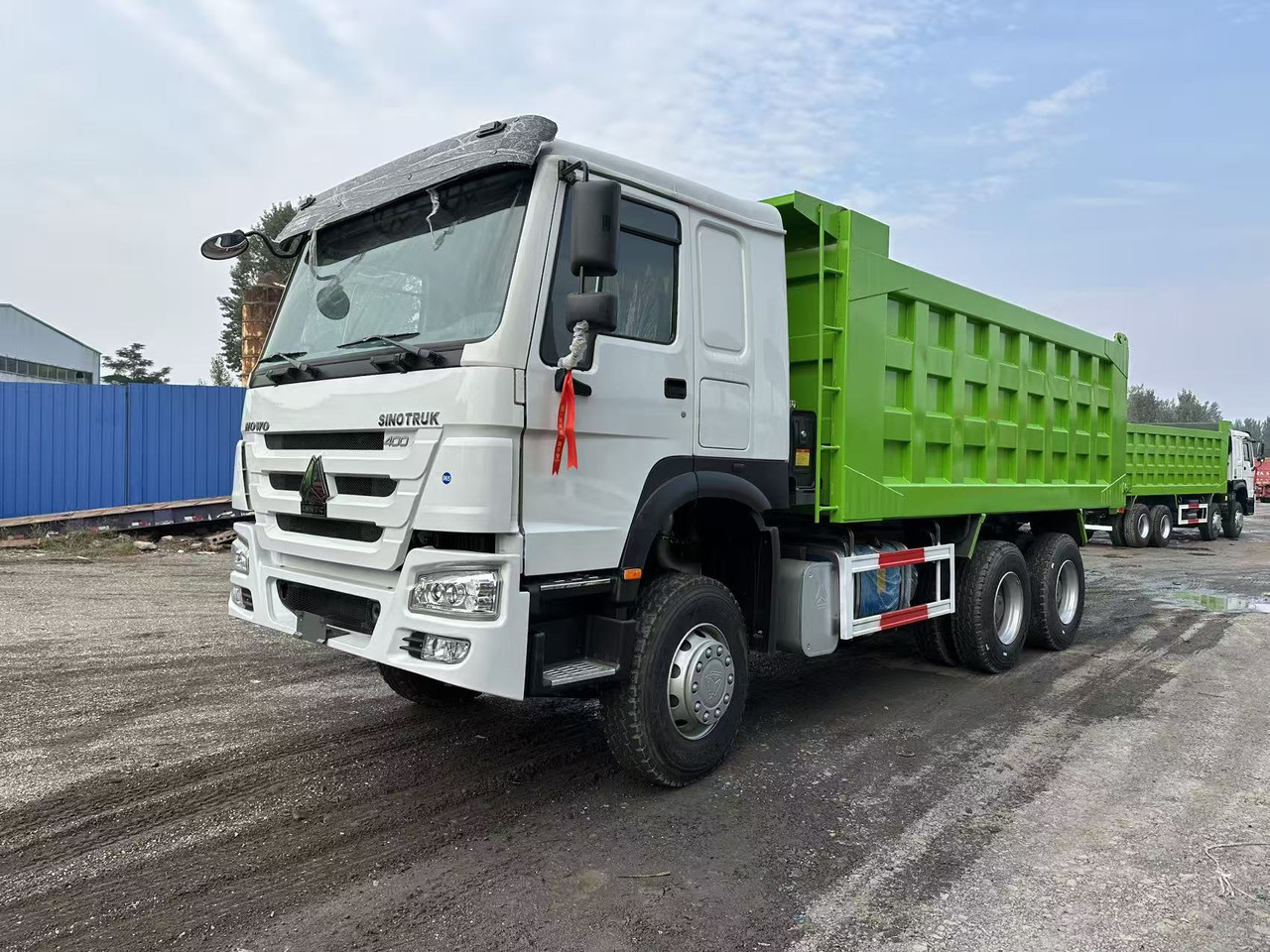 SINOTRUK HOWO 400HP 6X4 Tipper Truck - Tipvogn lastbil: billede 1 SINOTRUK HOWO 400HP 6X4 Tipper Truck - Tipvogn lastbil: billede 1