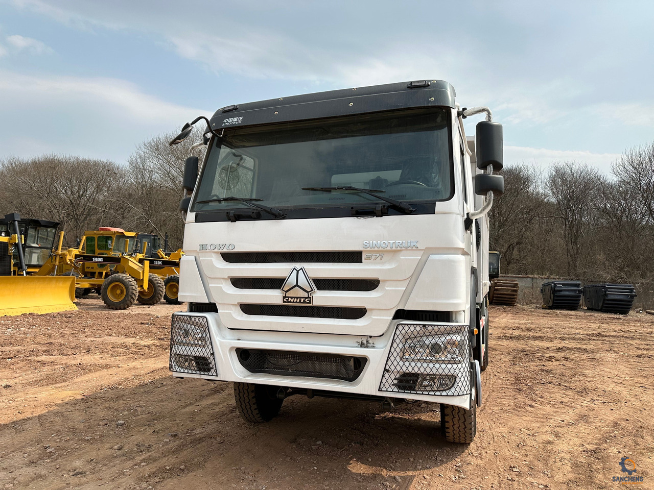 SINOTRUK HOWO Dump truck 371hp 6x4 - Tipvogn lastbil: billede 5 SINOTRUK HOWO Dump truck 371hp 6x4 - Tipvogn lastbil: billede 5